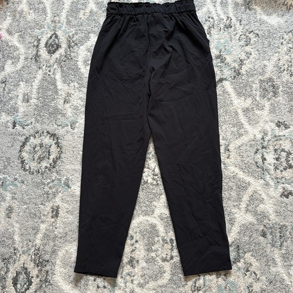Lululemon Keep Moving Pant 7/8 High-Rise in Black - Picture 5 of 9